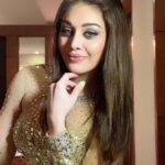Shefali Jariwala Instagram - Miss my stage.... can’t wait to feel that energy...that moment when the light hits me... Hopefully things will get back to normal soon ... . . . #stage #performance #missworking #home #quarantinelife #positivity #instalike #throwback #instadaily