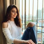 Shefali Jariwala Instagram - Some birds are not meant to be caged, that's all. ... . . . #quarantine #quarantineandchill #quarantinelife #covid_19 #coronaviruspandemic #homestuck #safetyfirst #safethansorry