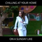 Shefali Jariwala Instagram - SUNDAY FUNDAYYY!!!😅 . . . #ShefaliJariwalaBiggBoss13 #GoTigress #ShefalitheTigress #BiggBoss13 #BB13 #ShefaliJariwala @colorstv @biggboss13.colorstv @voot @endemolshineind @beingsalmankhan @paragtyagi @base52.entertainment