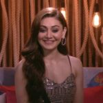 Shefali Jariwala Instagram - Our Tigress's dashing entry back in the house!!!🤩💯 . . . #ShefaliJariwalaBiggBoss13 #GoTigress #ShefalitheTigress #BiggBoss13 #BB13 #ShefaliJariwala @colorstv @biggboss13.colorstv @voot @endemolshineind @beingsalmankhan @paragtyagi @base52.entertainment
