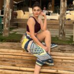 Shefali Jariwala Instagram - Do what makes you happy and Mondays will seem irrelevant… #chasingsunsets . . . #mondaymotivation #nomondayblues #happygirl #goodtimes #mondaymood #monday #pic #instadaily #sunsetlover