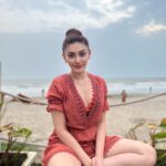 Shefali Jariwala Instagram - Sunset state of mind ! #sunsetlover #goa . . . #goadiaries #sundayvibes #chilling #wanderlust #happyplace #vacaymode #beachbum #morjimbeach Goa