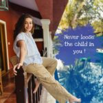 Shefali Jariwala Instagram - Once in a while, just let go of your worries, and let your inner child take charge. You will experience such joy ! ❤️ #wednesdaywisdom @makeup.yasmin love you loads !!! @farukh.shaikh thank you for always being by my side ! . . . #happiness #smilemore #wednesday #pic #instagood #feelgood #love #traveladdict #traveldiaries #hyderabad Hyderabad, India