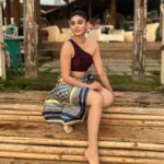 Shefali Jariwala Instagram - Do what makes you happy and Mondays will seem irrelevant… #chasingsunsets . . . #mondaymotivation #nomondayblues #happygirl #goodtimes #mondaymood #monday #pic #instadaily #sunsetlover