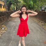 Shefali Jariwala Instagram - Setting myself free ! #walkwithme . . . #goadiaries #naturelover #vacaymode #happygirl #refreshing #summervibes #chillin #relaxing #sundaying #sundayvibes #sundayfunday