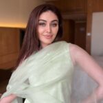 Shefali Jariwala Instagram - Just vibing ! #chilling #thursdays @asrumo_in @vblitzcommunications . . . #thursdayvibes #ootd #instamood #picoftheday
