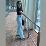 Shefali Jariwala Instagram - #working #sunday @makeup.yasmin #trendingreels #reelkarofeelkaro #reelitfeelit #reelsindia #trendingnow