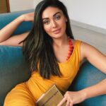 Shefali Jariwala Instagram - It is nice finding that place where you can just go and relax… #wednesday #mood . . . #chill #relax #metime #loveyourself #takeabreak #breathe #letloose #wednesdaymood
