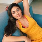 Shefali Jariwala Instagram - It is nice finding that place where you can just go and relax… #wednesday #mood . . . #chill #relax #metime #loveyourself #takeabreak #breathe #letloose #wednesdaymood