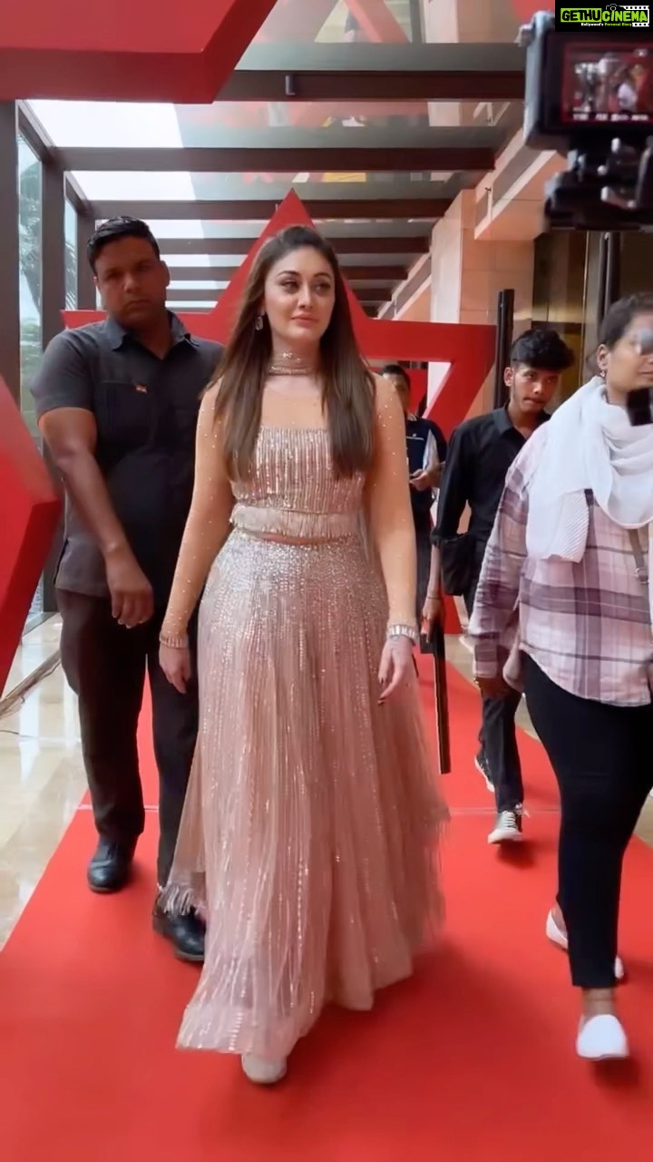Shefali Jariwala - 210.6K Likes - Walk the walk ā¦
@stylebytaashvi
@makeup.yasmin
@farukh.shaikh
.
.
.
#delhi #eventdiaries #bling #showtime #backstage #tgif #weekend #fridayvibes #workmode #lovemyjob #ınstagood #love #reelsindia #ootd