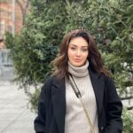 Shefali Jariwala Instagram - Cold hands… Warm heart ! #goodvibes . . . #winter #newyork #citylife #wanderlust #chilling #love #wednesday #pic #instadaily New York City, N.Y.