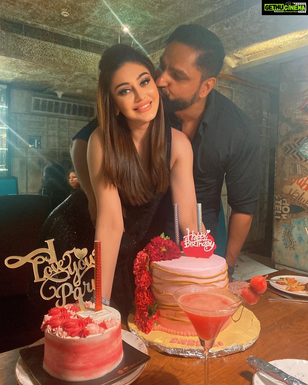 Shefali Jariwala Instagram - You filled my heart with so much joy with your wonderful birthday wishes. Reason for all my laughter and smiles on my day is just because of immense love & affection from all of you. It really means a lot to me. A big thank you to all of you!!! ❤️❤️❤️ #birthdaygirl #gratitude . . . #birthdaygirl #positivity #goodvibes #happiness #joy #blessed #thursday #pic #celebration #love #instapic Tanatan