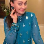 Shefali Jariwala Instagram - #reelitfeelit #reelindia #eyes #dontlie #reelsofinstagram #reelsofficialindia #dressup #monday #mood