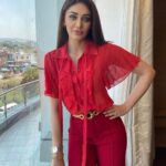 Shefali Jariwala Instagram - Today I wear red and I truly let go, losing my way and finding my soul.. #red . . @pyumishra @zara @makeup.yasmin . . . #reddress #saturday #pictureoftheday #goodvibes #workmode #weekend #love #instadaily