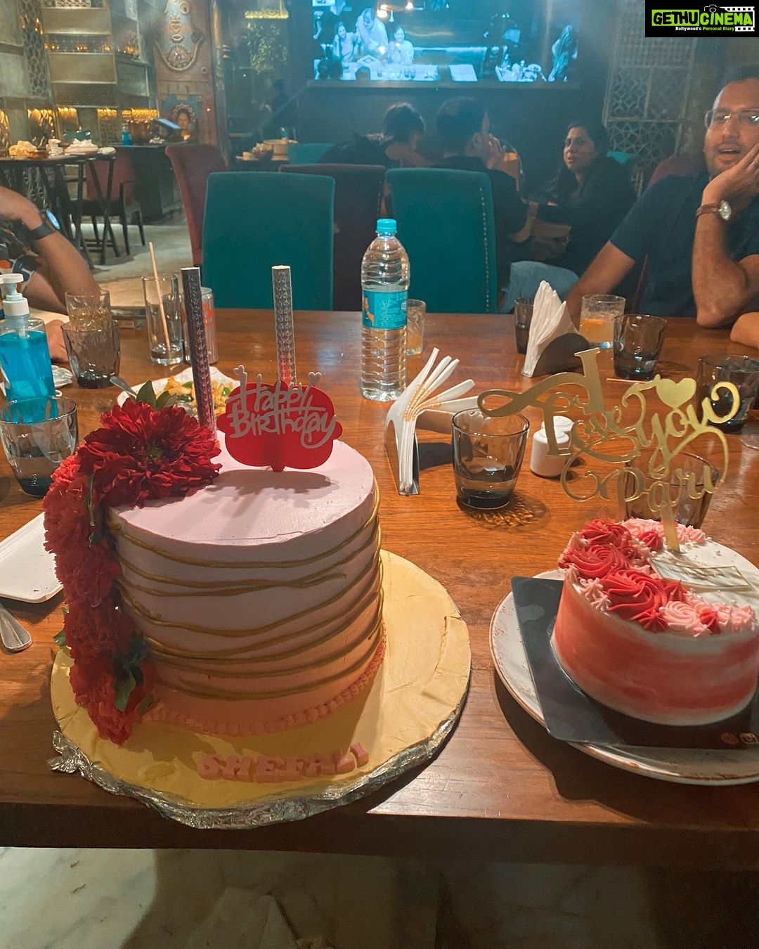 Shefali Jariwala Instagram - You filled my heart with so much joy with your wonderful birthday wishes. Reason for all my laughter and smiles on my day is just because of immense love & affection from all of you. It really means a lot to me. A big thank you to all of you!!! ❤️❤️❤️ #birthdaygirl #gratitude . . . #birthdaygirl #positivity #goodvibes #happiness #joy #blessed #thursday #pic #celebration #love #instapic Tanatan