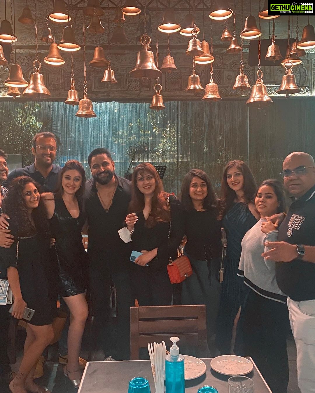 Shefali Jariwala Instagram - You filled my heart with so much joy with your wonderful birthday wishes. Reason for all my laughter and smiles on my day is just because of immense love & affection from all of you. It really means a lot to me. A big thank you to all of you!!! ❤️❤️❤️ #birthdaygirl #gratitude . . . #birthdaygirl #positivity #goodvibes #happiness #joy #blessed #thursday #pic #celebration #love #instapic Tanatan