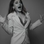 Shefali Jariwala Instagram - My mood today ! #photodump . . . @pyumishra @dieppj @makeup.yasmin . . . #blackandwhite #wednesday #mood #instamood #pic #instadaily