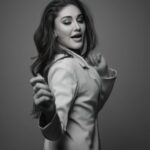 Shefali Jariwala Instagram - My mood today ! #photodump . . . @pyumishra @dieppj @makeup.yasmin . . . #blackandwhite #wednesday #mood #instamood #pic #instadaily