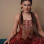 Shefali Jariwala Instagram - Fearlessly Authentic! #sassy #attitude 📸 @dieppj Styled by @pyumishra Outfit @aseemkapoor_official Jewlery @rama_i.n.d.i.a @makeup.yasmin . . . #tgif #ootd #weekend #vibes #friday #pics #love #chic #boho #indowestern #style #instadaily