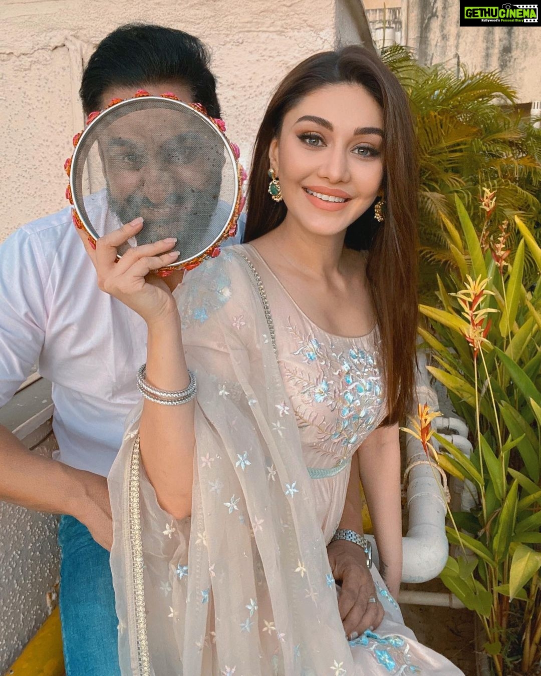 Shefali Jariwala Instagram - Together is a wonderful place to be ! #love #couplegoals . . . #karwachauth #couples #happiness #joy #blessed #positivity #tuesday #pic