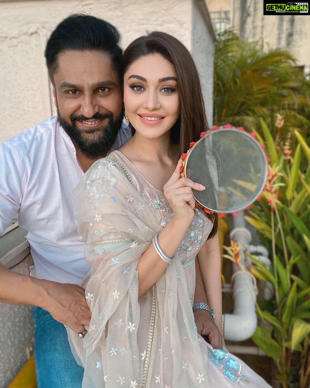 Shefali Jariwala Instagram - Together is a wonderful place to be ! #love #couplegoals . . . #karwachauth #couples #happiness #joy #blessed #positivity #tuesday #pic