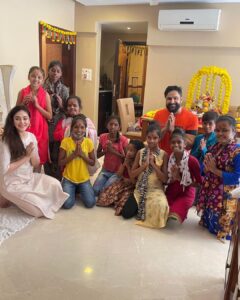 Shefali Jariwala Instagram - May Maa Durga illuminate your life with countless blessings of happiness Happy Ashtami ! #kanyapujan #blessed . . . #ashtami #joy #happiness #blessbeyondmeasure #positivity #navratri #wednesday #pic #love Mumbai, Maharashtra