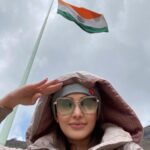 Shefali Jariwala Instagram - “The future depends on what you do today.” Mahatma Gandhi #happyindependenceday #india 🇮🇳 . . . #freedom #right #respect #responsibility #love #spreadlove #spreadpositivity #proudindian