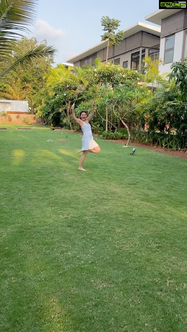 Shefali Jariwala Instagram - Sundays fundays ! #reelsindia #reels #badminton #fitness #funtimes