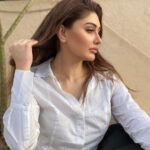 Shefali Jariwala Instagram - Life is not so much what you accomplish as what you overcome. #mondaymotivation . . . #toughgirl #strength #positivity #instagood