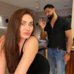 Shefali Jariwala Instagram - About last night… #celebrating with @paragtyagi . . . #athome #love #spreadlove #spreadpositivity #tgif #instadaily #funtimes