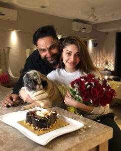 Shefali Jariwala Instagram - Year after year, you're still the only person I don't want to punch in the throat…
I love you more than yesterday—FYI yesterday you pissed me off 😂😂😂
Happy Anniversary @paragtyagi 
May we have a lifetime of adventures & mad banters ! ❤️❤️❤️
#happyanniversary 
.
.
.
#couplegoals #happiness #bliss #positivity #love #celebration #adventure #instagood