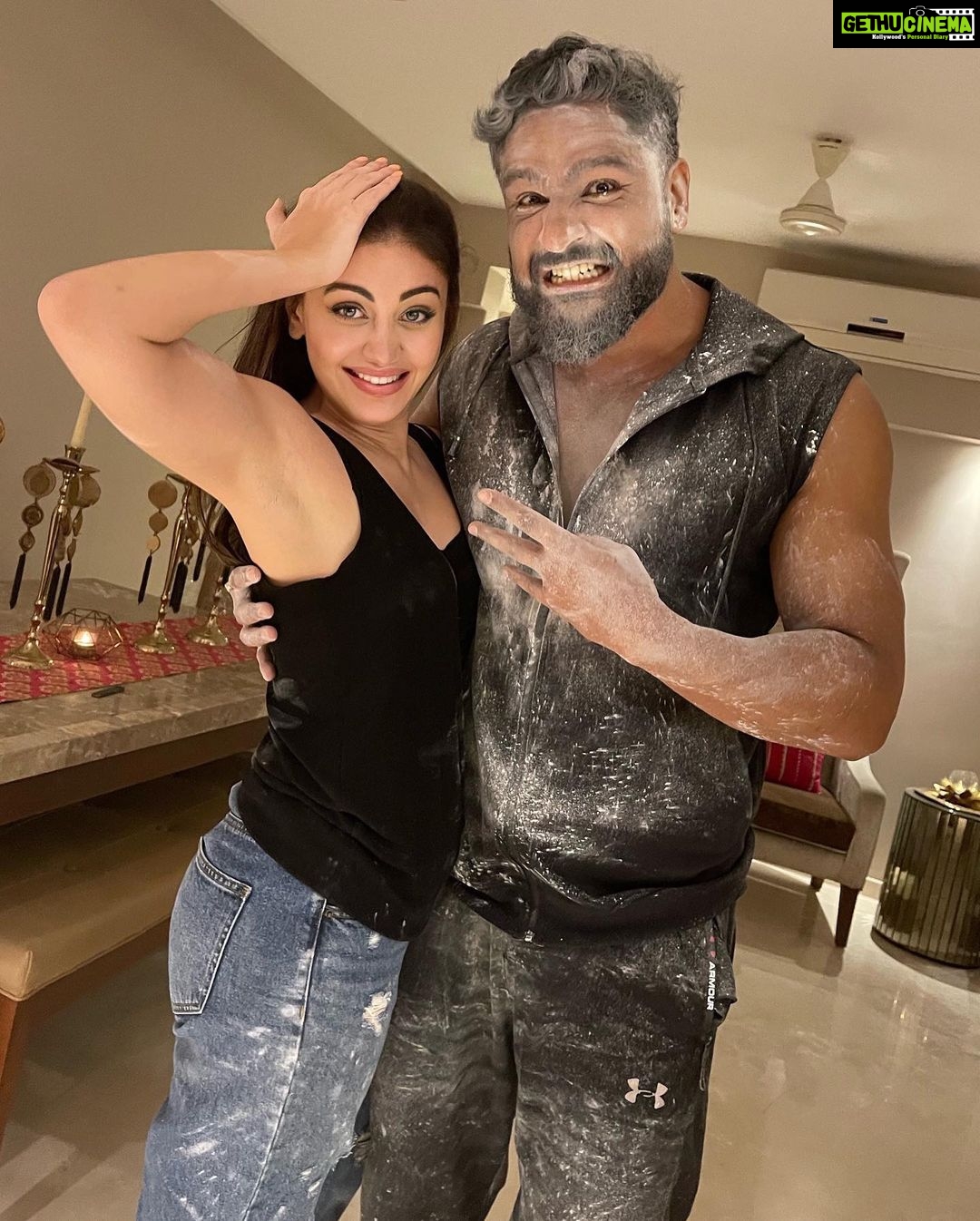 Shefali Jariwala - 204.8K Likes - Year after year, you're still the only person I don't want to punch in the throatā¦
I love you more than yesterdayāFYI yesterday you pissed me off ššš
Happy Anniversary @paragtyagi
May we have a lifetime of adventures & mad banters ! ā¤ļøā¤ļøā¤ļø
#happyanniversary
.
.
.
#couplegoals #happiness #bliss #positivity #love #celebration #adventure #instagood