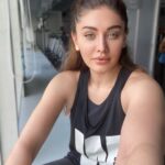 Shefali Jariwala Instagram - Be strong mentally… and physically! #fitness #fitgirl . . . #saturdayvibes #gymlover #spreadlove #positivity #mentalhealth #strongnotskinny #strongwomen #weekendvibes #instadaily