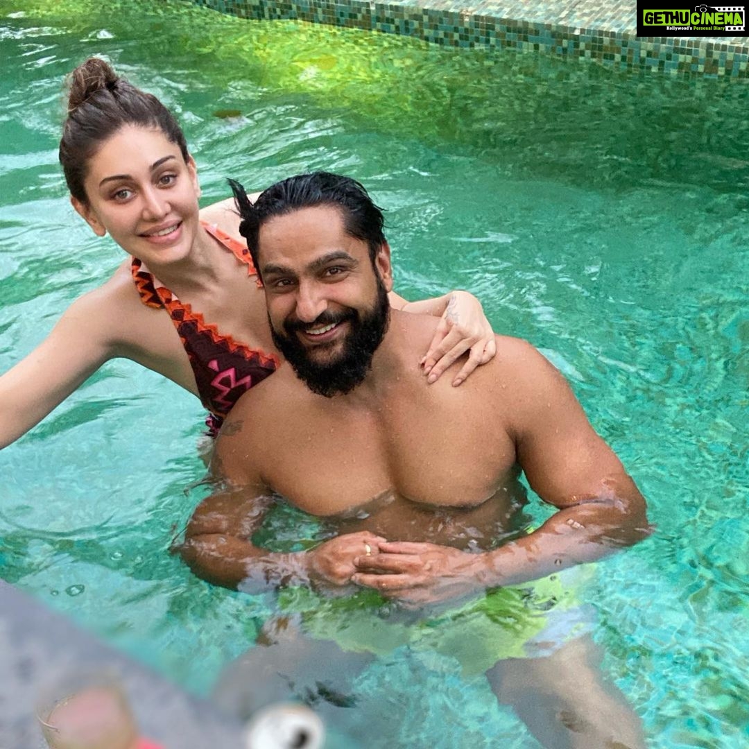 Shefali Jariwala - 214.4K Likes - Major #throwback
@paragtyagi we need to do this soon ā¦
Our second home Santa Rita Villa in #goa and the wonderful hospitality by @diahotelsgoa ā¦
.
.
.
#throwbackthursday #funtimes #goadiaries #homeawayfromhome #pool #fun #relax #familytime #instagood