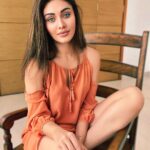 Shefali Jariwala Instagram - Becoz orange makes me happy ! #stayhomestaysafe #bepositive . . . #stayhome #staysafe #behappy #nostress #nomondayblues #mondaymotivation #monday #picoftheday #instadaily