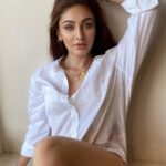 Shefali Jariwala Instagram - Sometimes, Colors can be too demanding! #white #color . . . #tuesday #vibes #picoftheday #whiteshirt #simple #classy #instadaily #athome #besafe #summertime
