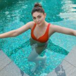 Shefali Jariwala Instagram - Let loose and just go with the flow. #pooltime #cooloff . . . #thursdayvibes #funtimes #pictureoftheday #besafe