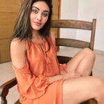 Shefali Jariwala Instagram - Becoz orange makes me happy ! #stayhomestaysafe #bepositive . . . #stayhome #staysafe #behappy #nostress #nomondayblues #mondaymotivation #monday #picoftheday #instadaily
