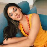 Shefali Jariwala Instagram - Orange all day! #instamood . . . #tuesday #picture #behome #besafe #love #chill #relax #instaphoto #instadaily
