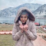 Shefali Jariwala Instagram - Too hot to handle... too cold to hold ! #wanderlust . . . #travelgram #traveldiaries #wednesdaywisdom #wednesday #picture #traveller #love #instadaily