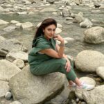 Shefali Jariwala Instagram - I have a therapist, her name is NATURE.. #naturelovers #green . . . #wanderlust #beautiful #positivevibes #naturelover #greenery #motherearth #thursday #picture #instadaily