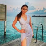 Shefali Jariwala Instagram - Sunset skies. Life is good... #sunset #love #kandimamaldives . . . #sunsetlover #wanderlust #travelgram #maldives #goodvibes #saturday #pic @kandima_maldives Kandima Maldives