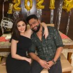 Shefali Jariwala Instagram - Here’s wishing you all the joy of the season. Have a Happy New Year! #happynewyear2021 . . . #happynewyear #happy #lookingforward #2021 #couplegoals #friday #pic #family #excited #instapic