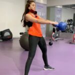 Shefali Jariwala Instagram - Great to get back to #gymlife after soooo long ! #strongoverskinny #mondaymotivation . . . #fitgirl #fitness #strong #gym #love #sweatitout #goals #monday #nomondayblues #instagood #instafit