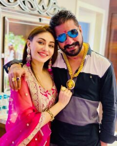 Shefali Jariwala Instagram - Happy Bhai Duj Bhau ! #brothersisterlove . . . #festivevibes #love #instalove #brothersisterlove #mybrother #love #instadaily #pics #hindustanibhau