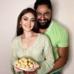 Shefali Jariwala Instagram - Happy #makarsankranti from us to yours ❤️ #familytime #festive @paragtyagi . . . #love #instalove #familygoals #familyiseverything #festivevibes #picoftheday #instalike @inaayatbysugandha
