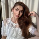 Shefali Jariwala Instagram - You don’t have to be perfect to be amazing .. #imperfectlyperfect #amazing . . . #picoftheday #white #sassy #attitude #instadaily #friday #tgif #pic