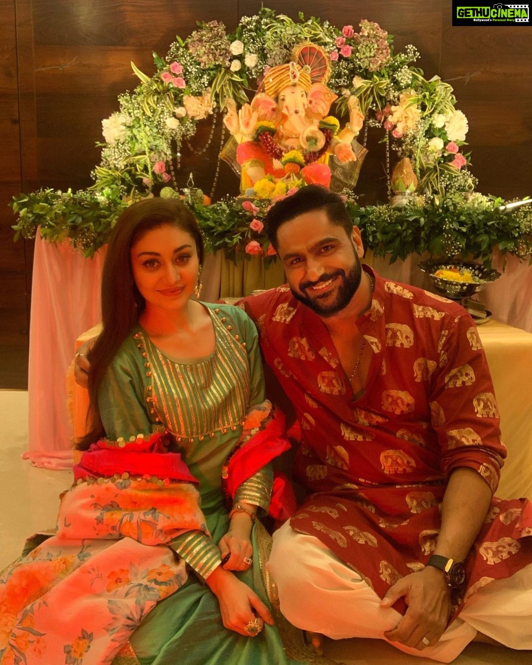 Shefali Jariwala Instagram - Pudchya varshi laukar yaa! #ganpati2020 Thank you @tfeindia for the gorgeous decor. #ganpatibappamorya🙏 #ganpati2020 #pudchyavarshilavkarya