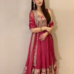 Shefali Jariwala Instagram - Let the Indian-ness show! ... #ganpati2020 stylebytaashvi Outfit @gopivaiddesigns Bracelet @golecha_jewels Earrings and ring @kohar_jewellery @vblitzcommunications #shine #indianoutfit #elegant #love #instalove #dressup #picoftheday