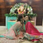 Shefali Jariwala Instagram - This girl I love @artisingh5 I prayed for you ... May all yours dreams & wishes be fulfilled 🙏🏻♥️ #friendsforever . . . #friendshipgoals #happygirls #ganpatibappamorya #instalike #love
